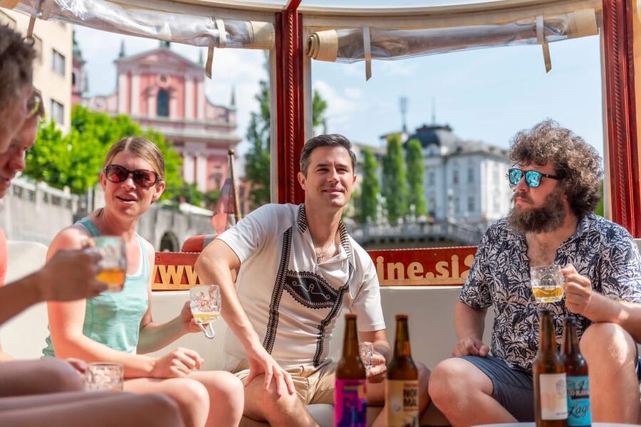 BEER WAY Ljubljana: Boat & Craft Beer Tasting Tour - The Timing Question: Daylight or Darkness
