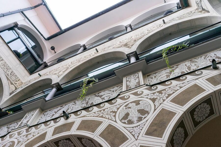 Best of Ljubljana: Private tour with Ljubljana born guide - Prešeren Square and the Triple Bridge