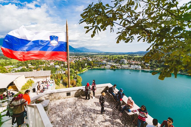 Bled lake, island & castle | Private half day trip from Ljubljana - The Guide Makes the Difference