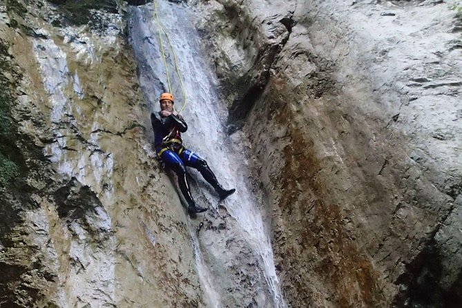 Canyoning Susec with leading local company - since 1989 - The role of the guides