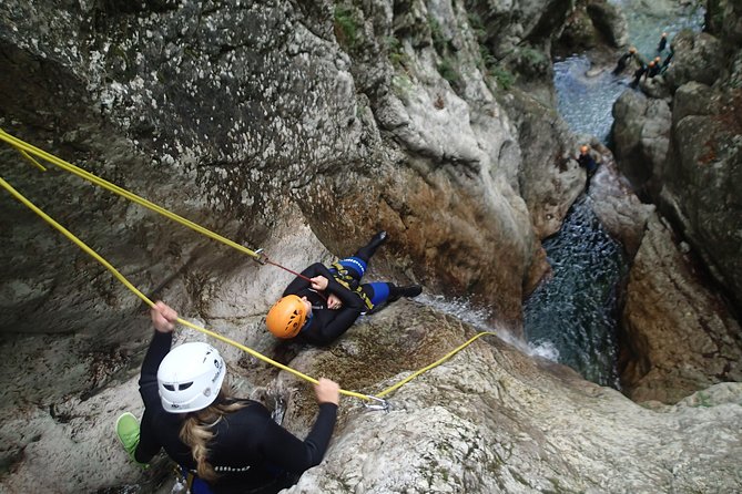 Canyoning Susec with leading local company - since 1989 - Meeting in Bovec and reaching the canyon