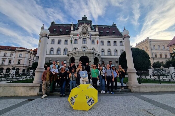 Classic Ljubljana Group Tour - The Old Town, Shoemakers’ Bridge, and Plečnik’s library