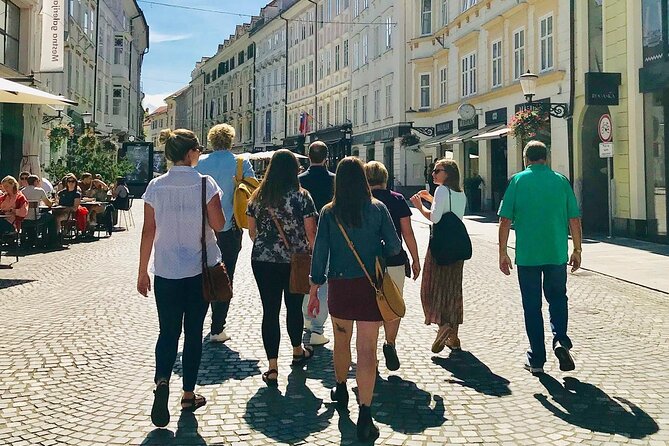 Discover Ljubljana with a local - The old town and its unexpected look