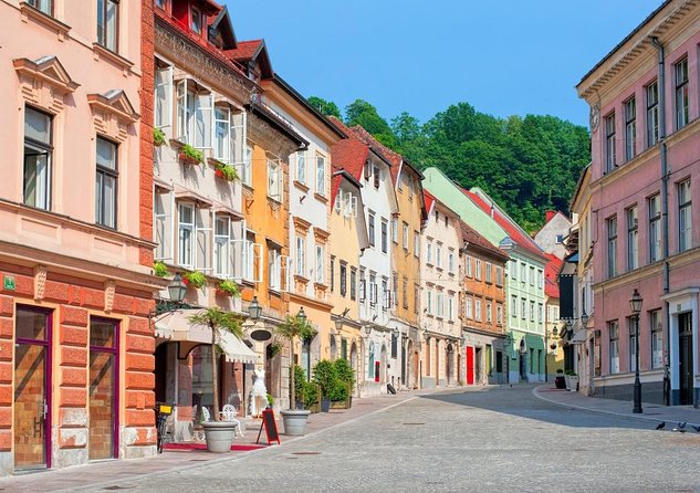 Exploring Ljubljana by Bicycle - Key points to know before you book