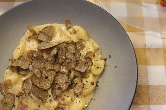 Food & Wine -> Gourmet tour in Piran - Starting at Tartini Square at 1 pm