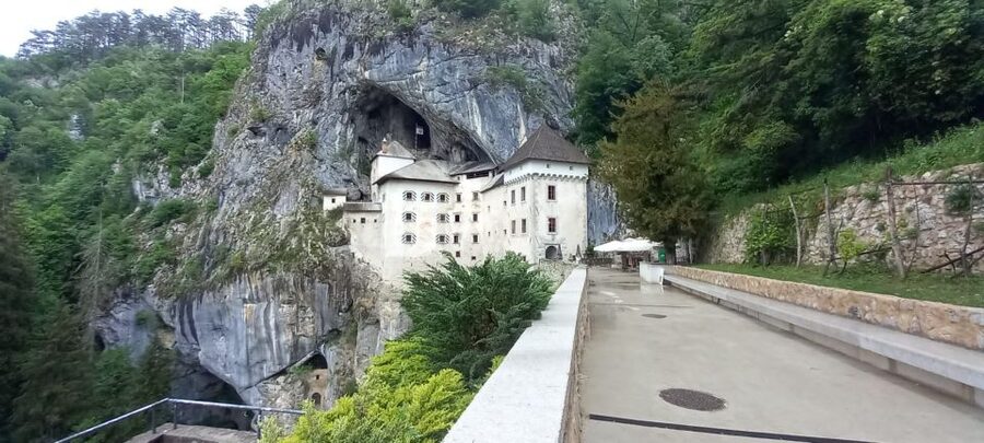 From Ljubljana: Postojna Cave & Predjama Castle Guided Trip - Why the cave is the strongest part of the day