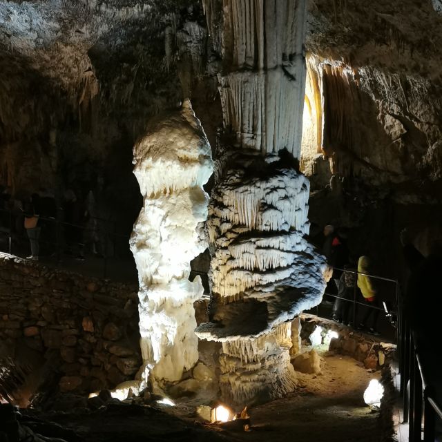 From Ljubljana: Postojna Cave & Predjama Castle Guided Trip - How the timing affects your day