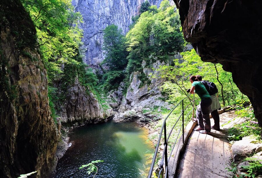 From Ljubljana: Škocjan UNESCO Caves and Piran Full-Day Trip - What to bring and how to prepare