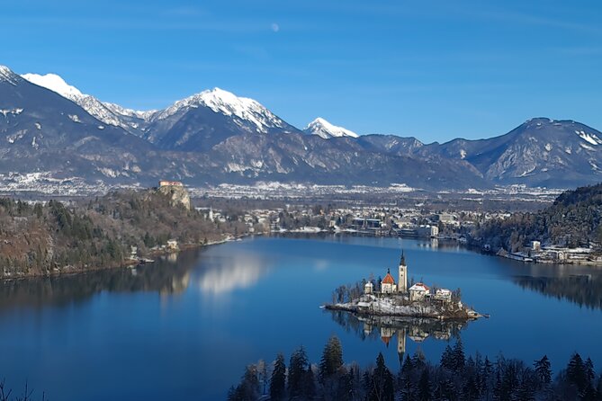 From Ljubljana to lake Bled - Slovenia Tourist Taxi - The drivers and the tone of the day
