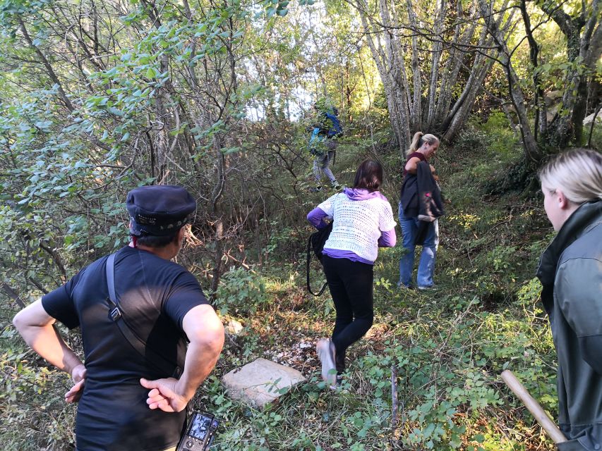 Gažon - Istria: Truffles Hunting & Cooking & Tasting - The walk to the Istrian homestead