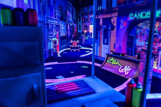 Glow In The Dark Mini Golf Course in Maribor - Playing all 15 neon holes