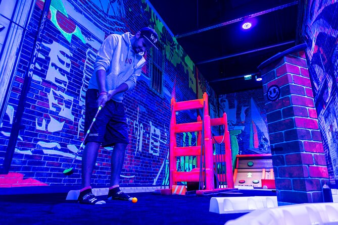 Glow In The Dark Mini Golf Course in Maribor - Family use, dates, and groups of friends