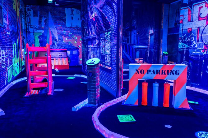 Glow In The Dark Mini Golf Course in Maribor - Timing your visit in Maribor