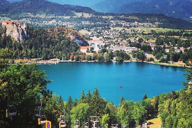 Lake Bled Stand-Up Paddle Boarding Lesson and Tour - Paddling toward Bled Castle and the middle of the lake