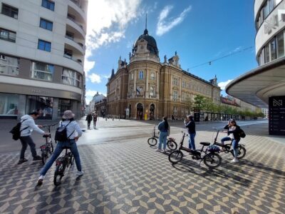 Ljubljana by E-Bike: Guided City Highlights Tour