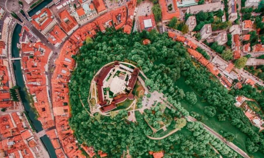 Ljubljana: Castle Entry Ticket with Optional Funicular Ride - The Slovenian History Exhibition puts the castle in context