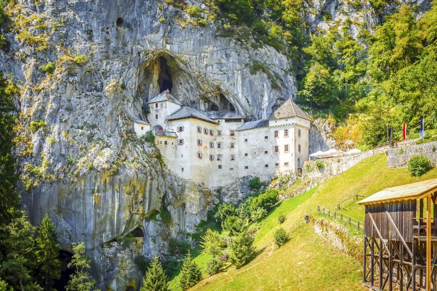 Ljubljana: Lake Bled & Postojna Cave Day Trip - Lake Bled and the pletna boat