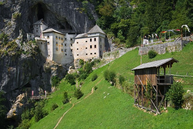 Ljubljana: Postojna cave & Predjama castle small group tour - Key points to know before you book