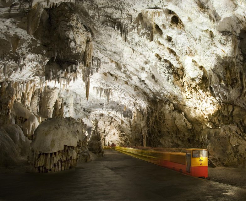 Ljubljana: Postojna Cave & Predjama Castle Tickets and Tour - How the timing affects your day