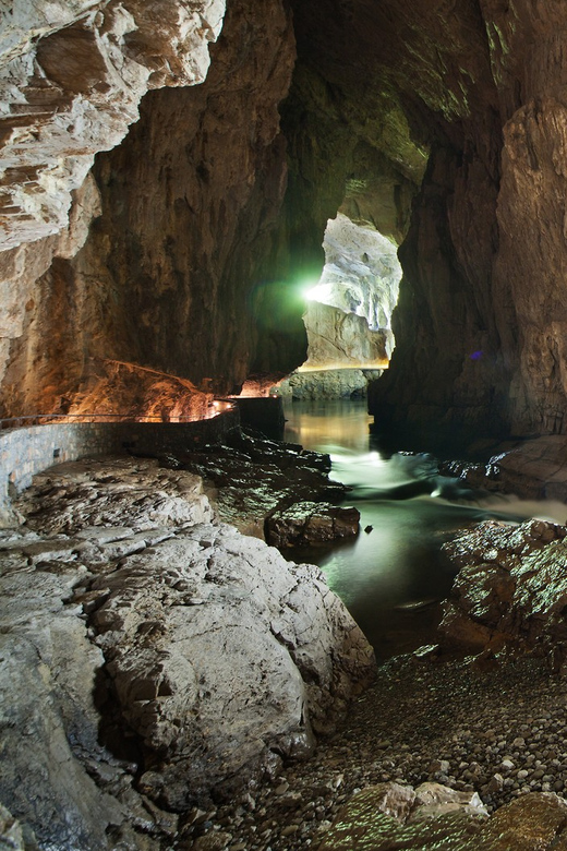 Ljubljana: Škocjan Caves, Rakov Škocjan & Predjama castle - Who will get the most from this trip