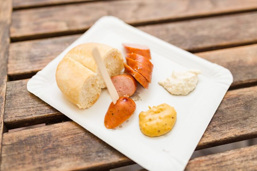 Ljubljana: Slovenian Cuisine Walking Tour with Tastings - How the wine tastings add value