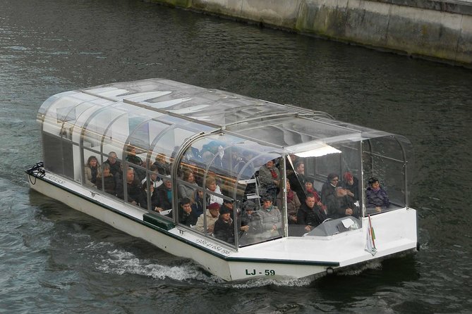 Ljubljana Tourist Card - Use the old town tour and river cruise as your orientation