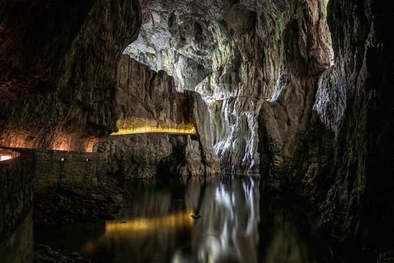 Ljubljana: UNESCO-Listed Škocjan Caves and Piran Day Trip - Morning pickup from three Ljubljana locations