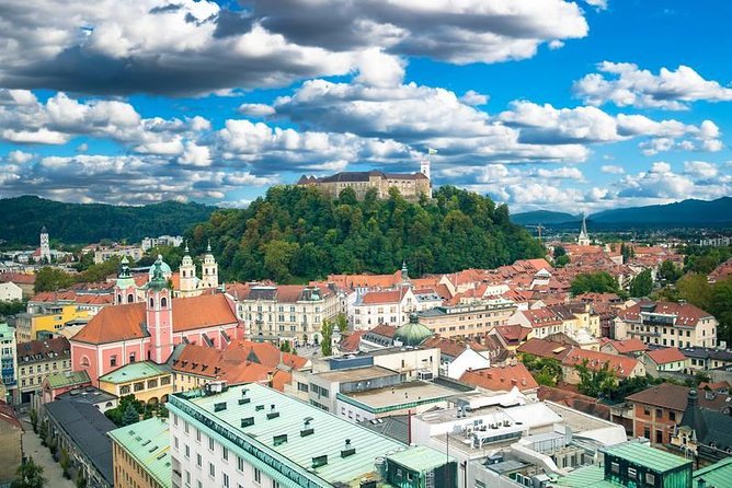 Private city tour of Ljubljana. 2 hours with a friendly and fun local guide. - Why two hours works well in Ljubljana