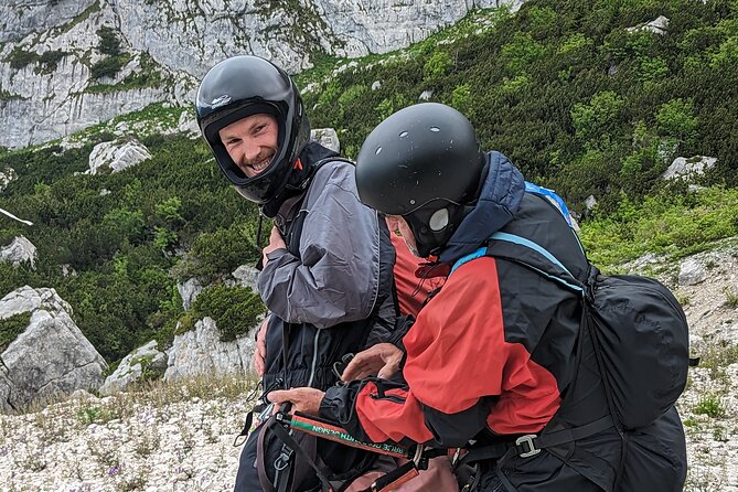 Private Tandem Paragliding in Soča Valley - Who will enjoy this most