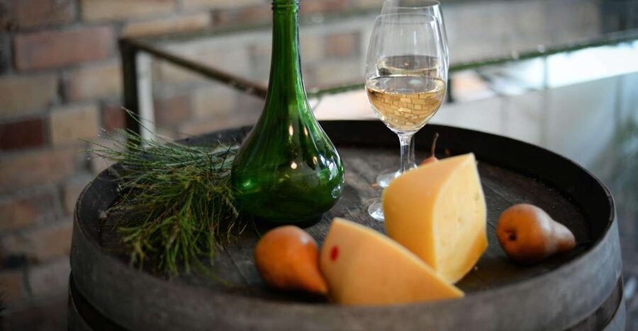Sip & Step: A Flavorful Walk Through Koper's History - Key points at a glance