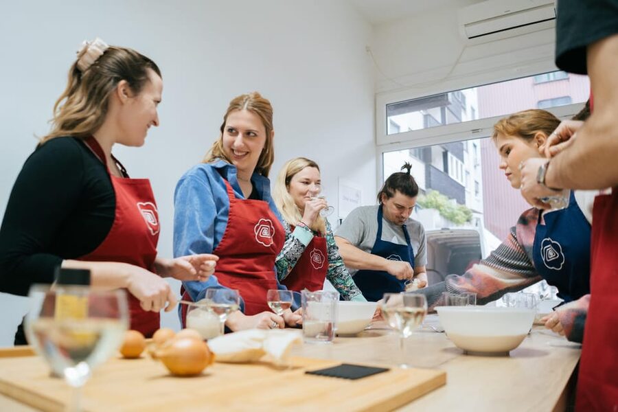 Slovenia: Belokranjska Pogača Cooking Class - Who will enjoy this class most
