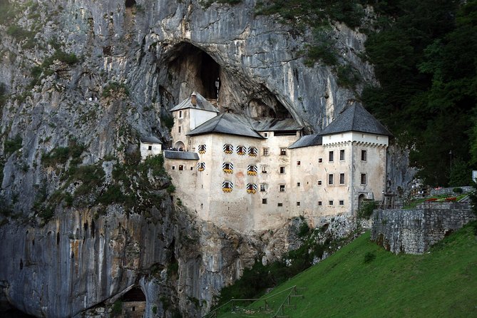 Slovenia in One Day: Lake Bled, Postojna Cave and Predjama Castle - Who should book this experience?