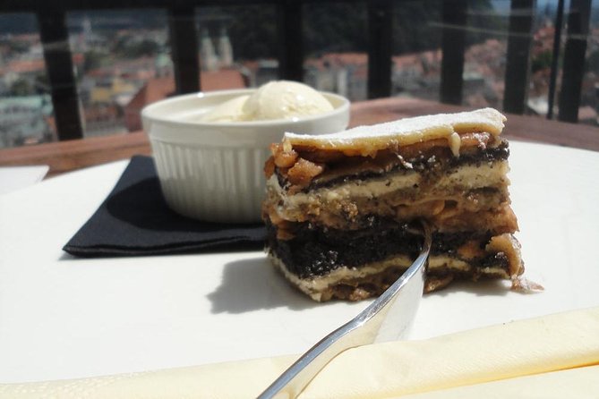 Slovenian culinary experience in Ljubljana - small group - tour - Five stops, nine dishes, and a proper Ljubljana meal