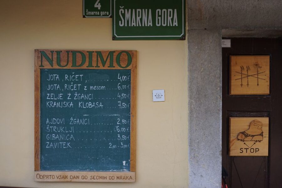 Šmarna Gora: Hiking and Food Tour from Ljubljana - Walking the one-hour route to the summit