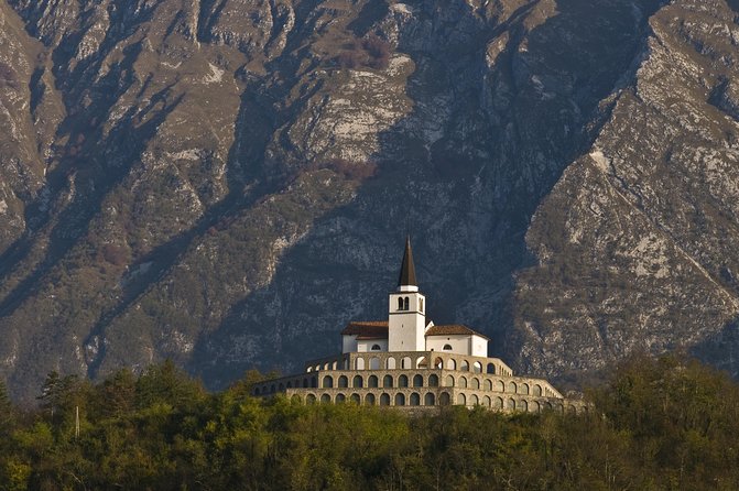 Soča Valley and Triglav National Park day trip - The small-group format and guide style