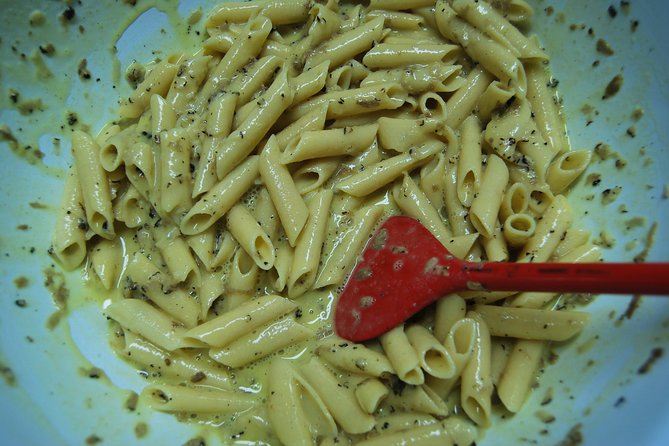 TRUFFLES: Hunting & Tasting in Istria, Slovenia - Meeting the hunter and following the dog