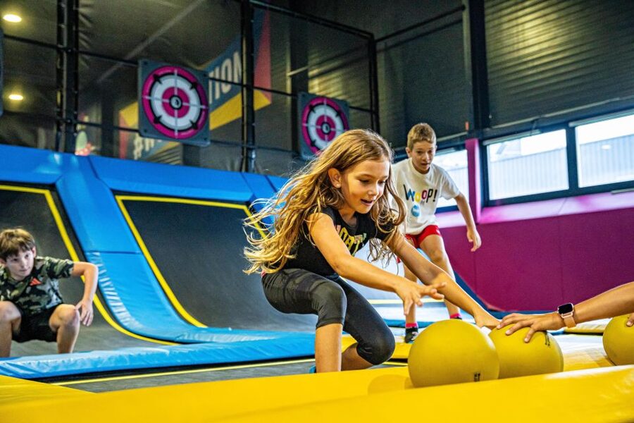 Woop! Fun park with 21 attractions - More than 100 trampolines, with room to choose your pace