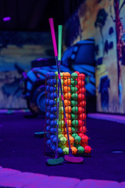 Woop! Glow golf: Ljubljana Btc City - How busy it may feel