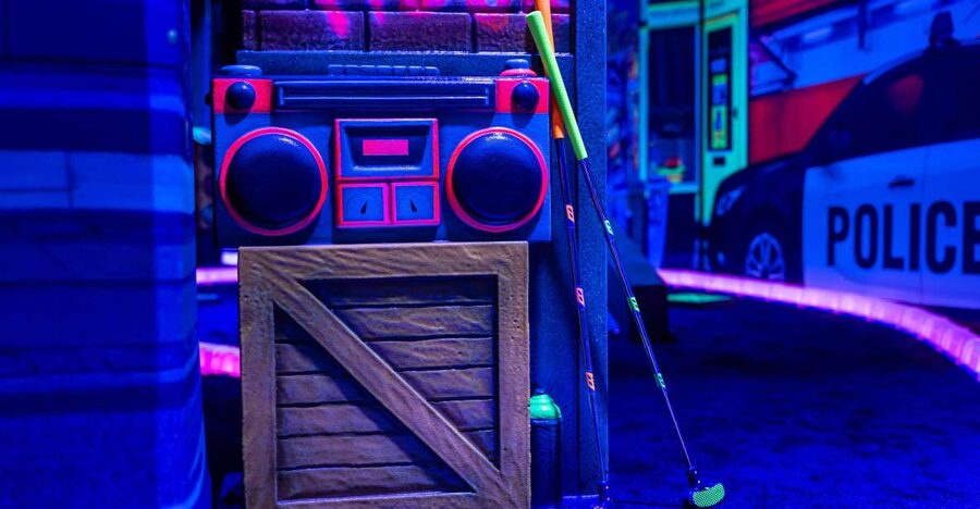 Woop! Glow Golf: Maribor - Small Teams Keep the Game Moving